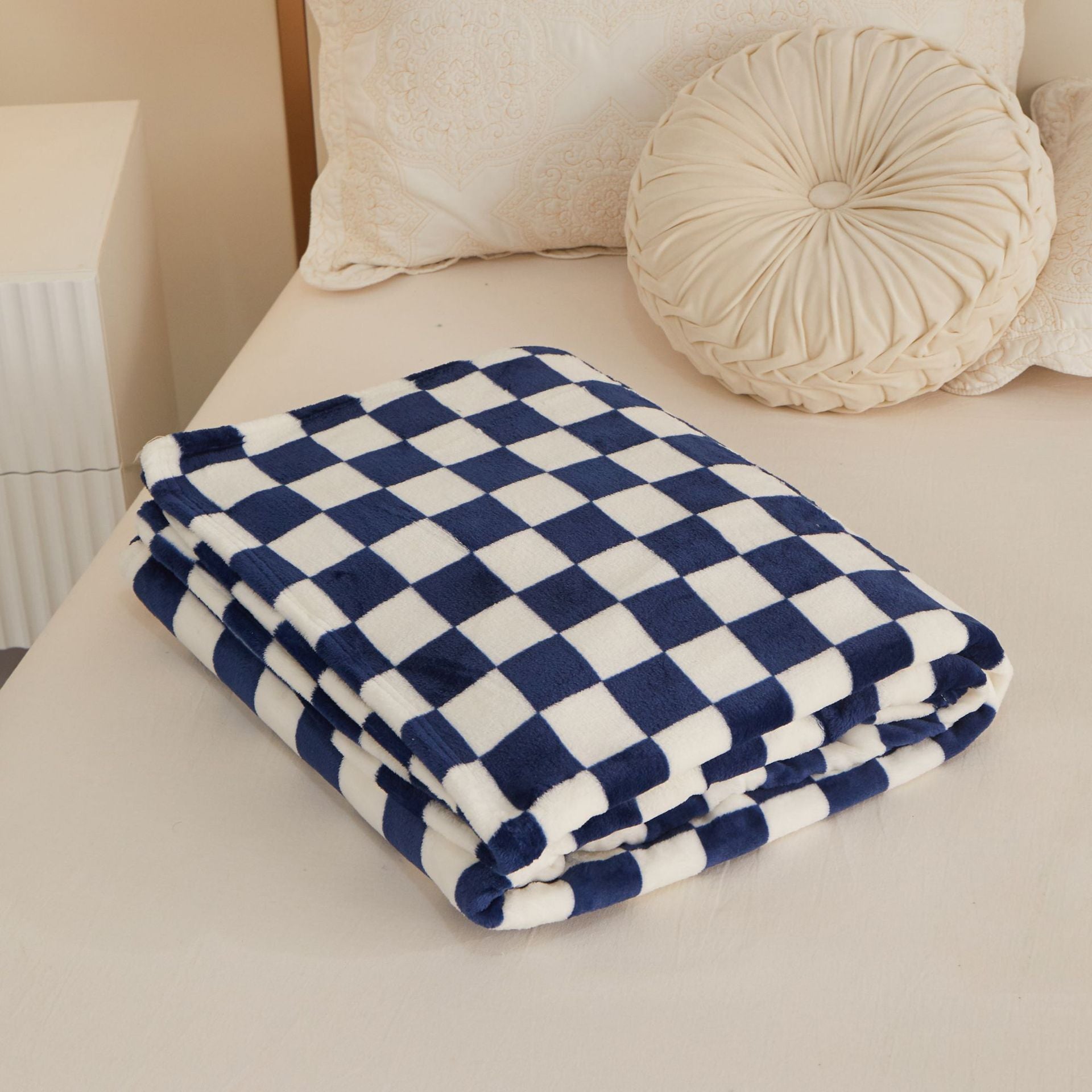 Blue and white checkered pattern Double-Sided Fleece Blanket - 150x200cm Machine Washable, No-Shedding V888-ELOSUNG48497
