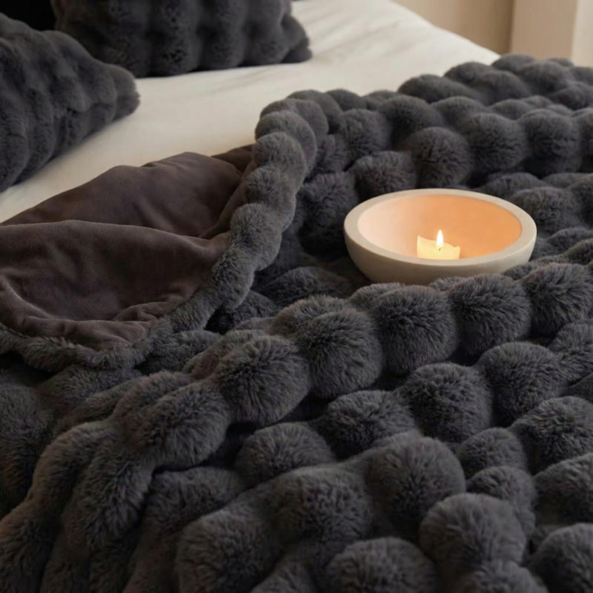 Black Grey Luxury Tuscany Fleece Rabbit Fur Bubble Blanket (140 x 200 CM) - Double-Sided Thickened Soft Plush V888-ELOSUNG49330