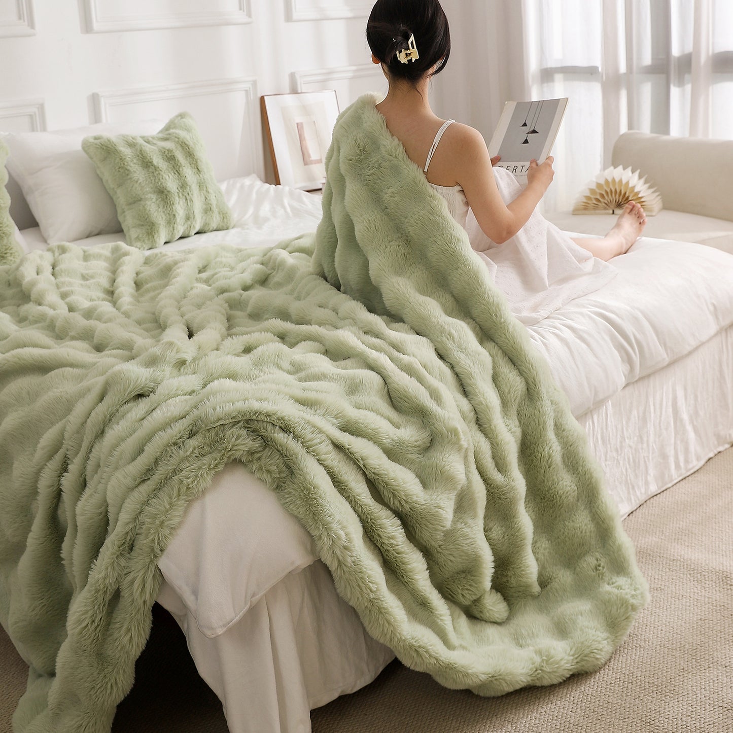 Green Luxury Tuscany Fleece Rabbit Fur Bubble Blanket (140 x 200 CM) - Double-Sided Thickened Soft Plush V888-ELOSUNG49336