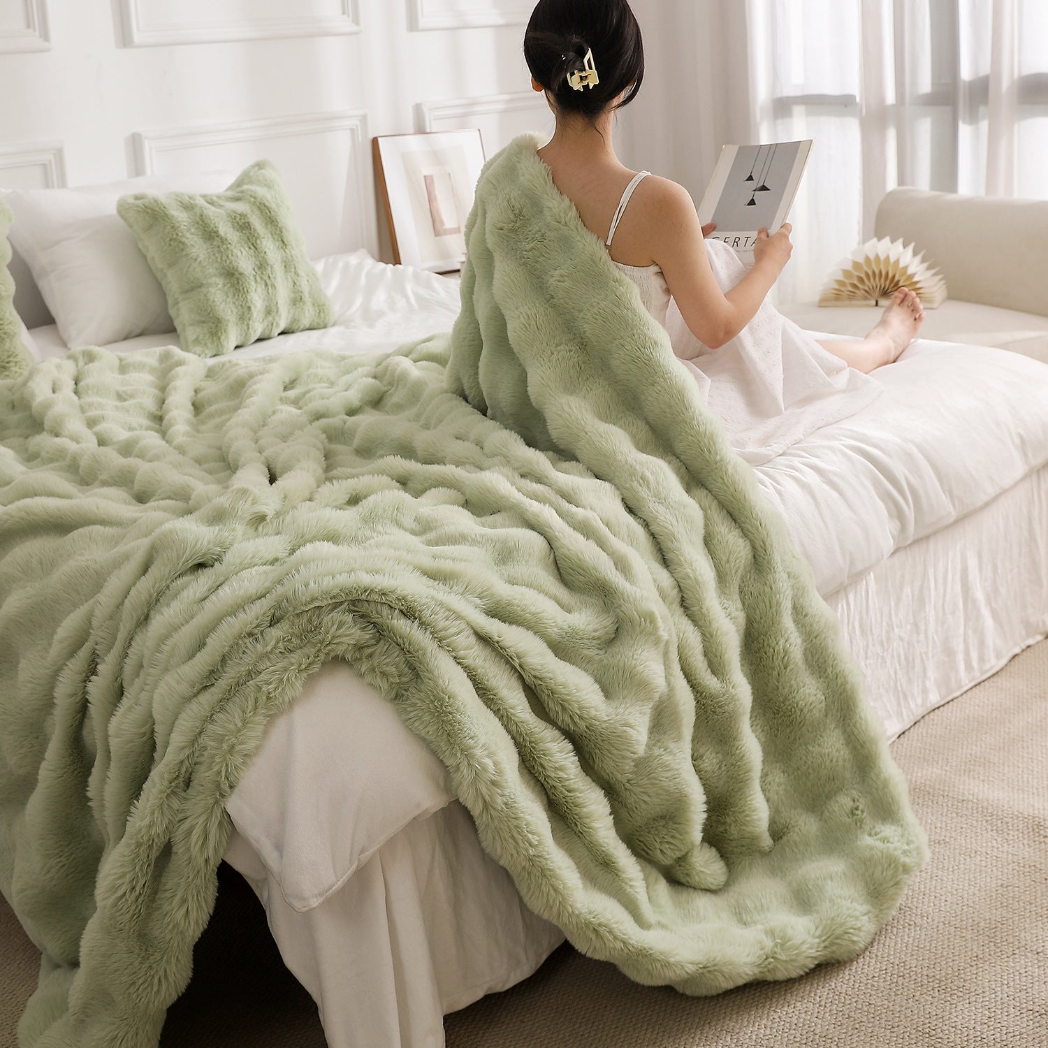 Green Luxury Tuscany Fleece Rabbit Fur Bubble Blanket (140 x 200 CM) - Double-Sided Thickened Soft Plush V888-ELOSUNG49336