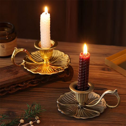 Bronze European Vintage Handheld Chamberstick with Finger Loop - Minimalist Metal Candlestick Tray for V888-ELOSUNG49813