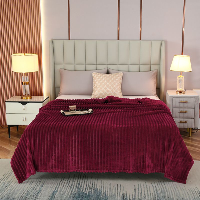 200*230cm Red Solid Colour Flannel Throw Blanket - Thick Double-Sided Fleece with Ribbed Texture - Soft throw V888-ELOSUNG50697
