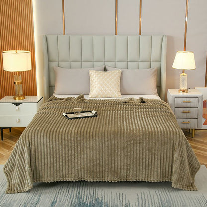 200*230cm Light Coffee Solid Colour Flannel Throw Blanket - Thick Double-Sided Fleece with Ribbed Texture - V888-ELOSUNG50709