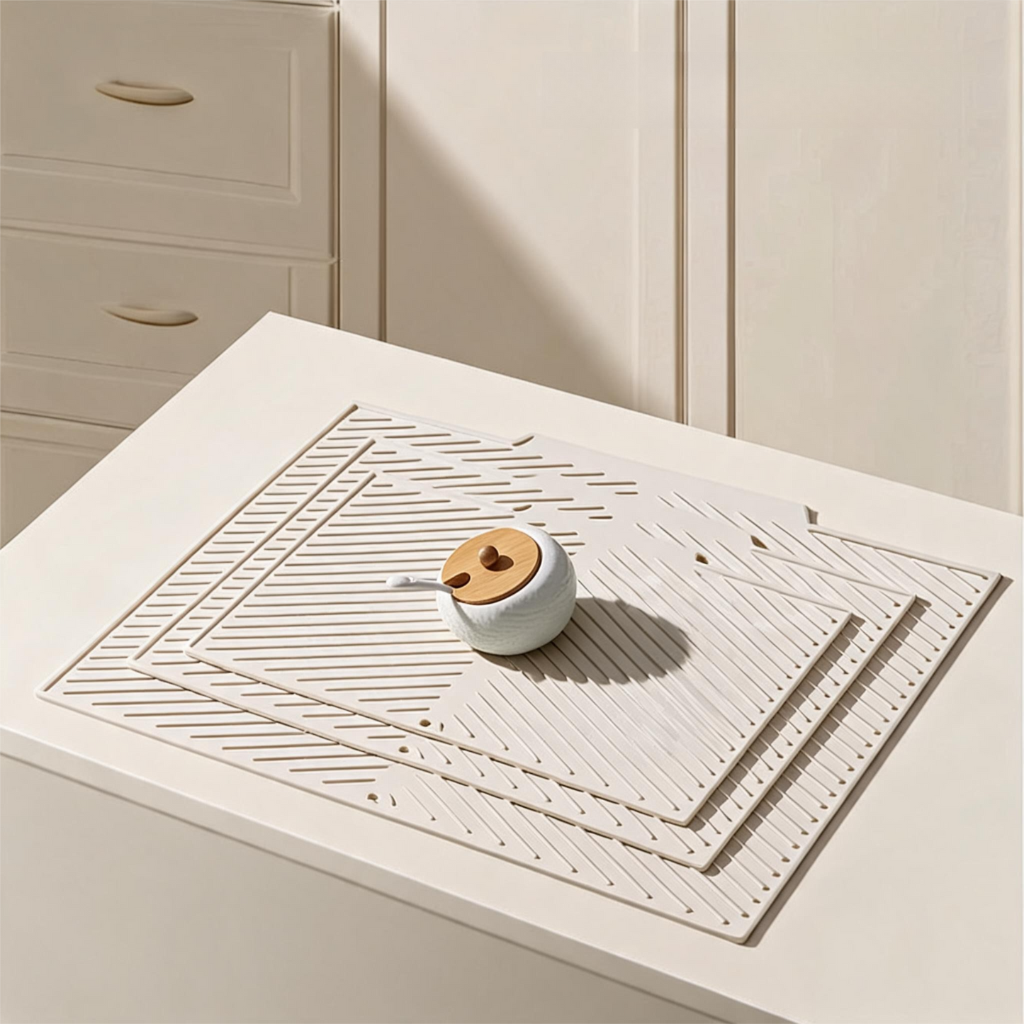 3-Piece Beige Silicone Draining Mat Set Kitchen Counter Protector Heat-Resistant Non-Slip Mats Large Medium V888-ELOSUNG51261