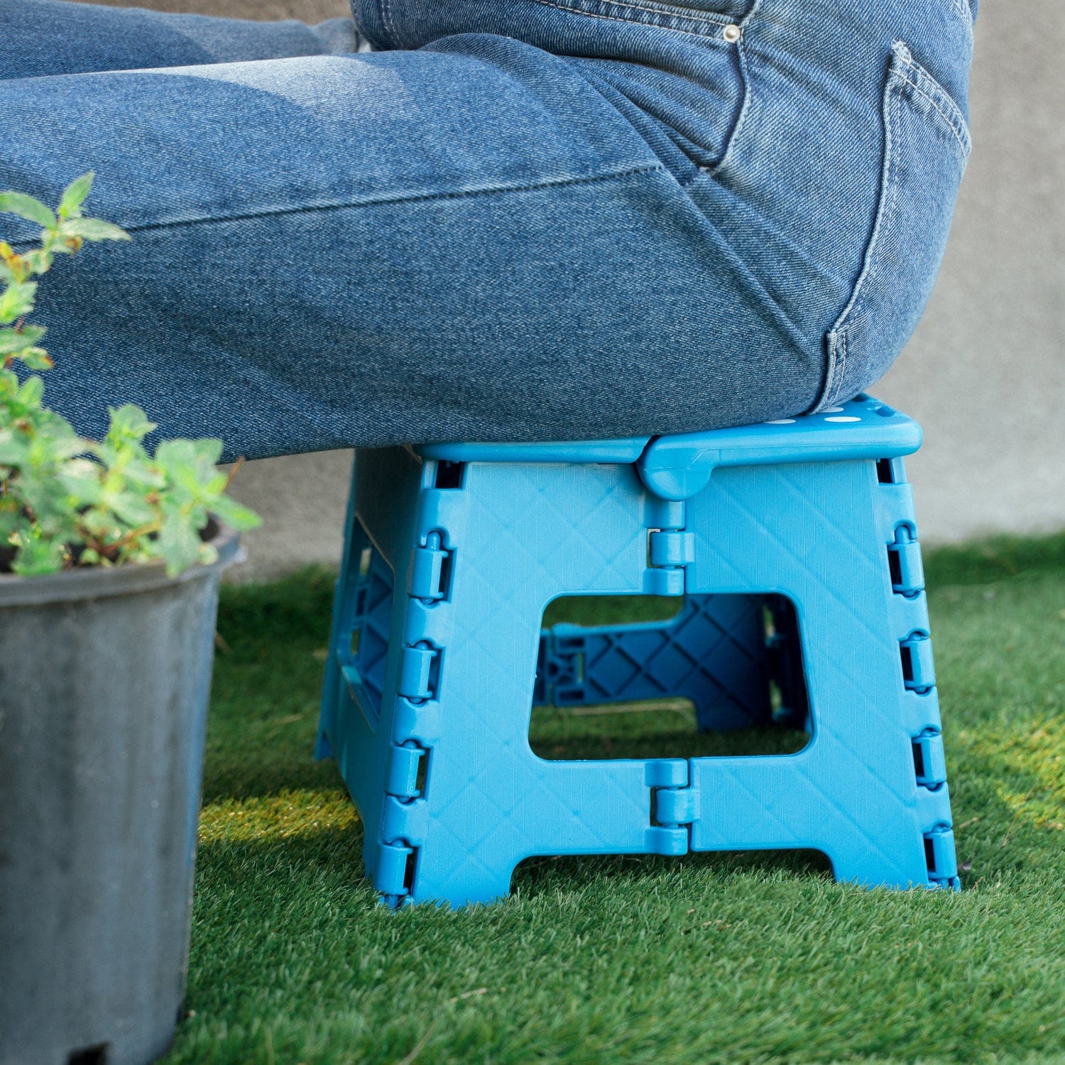 Plastic Folding Stool Portable Chair Outdoor Camping Blue V915-HH0026-BL