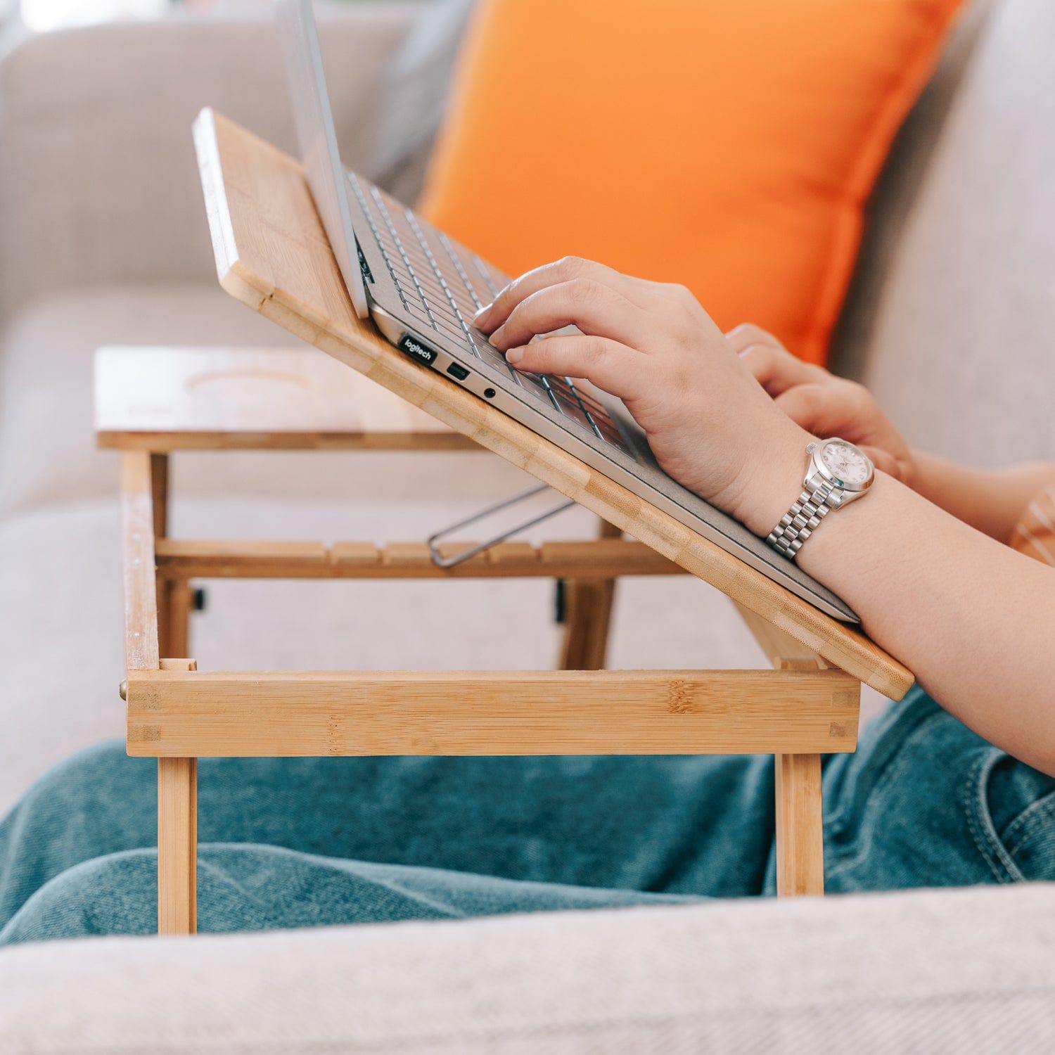 Foldable and Adjustable Bamboo Laptop Table, Bed Tray V915-HO0099