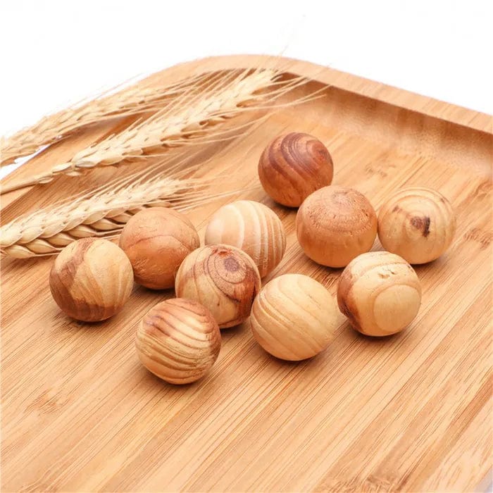 Living Today 16pc Cedar Wood Balls V915-HO0251