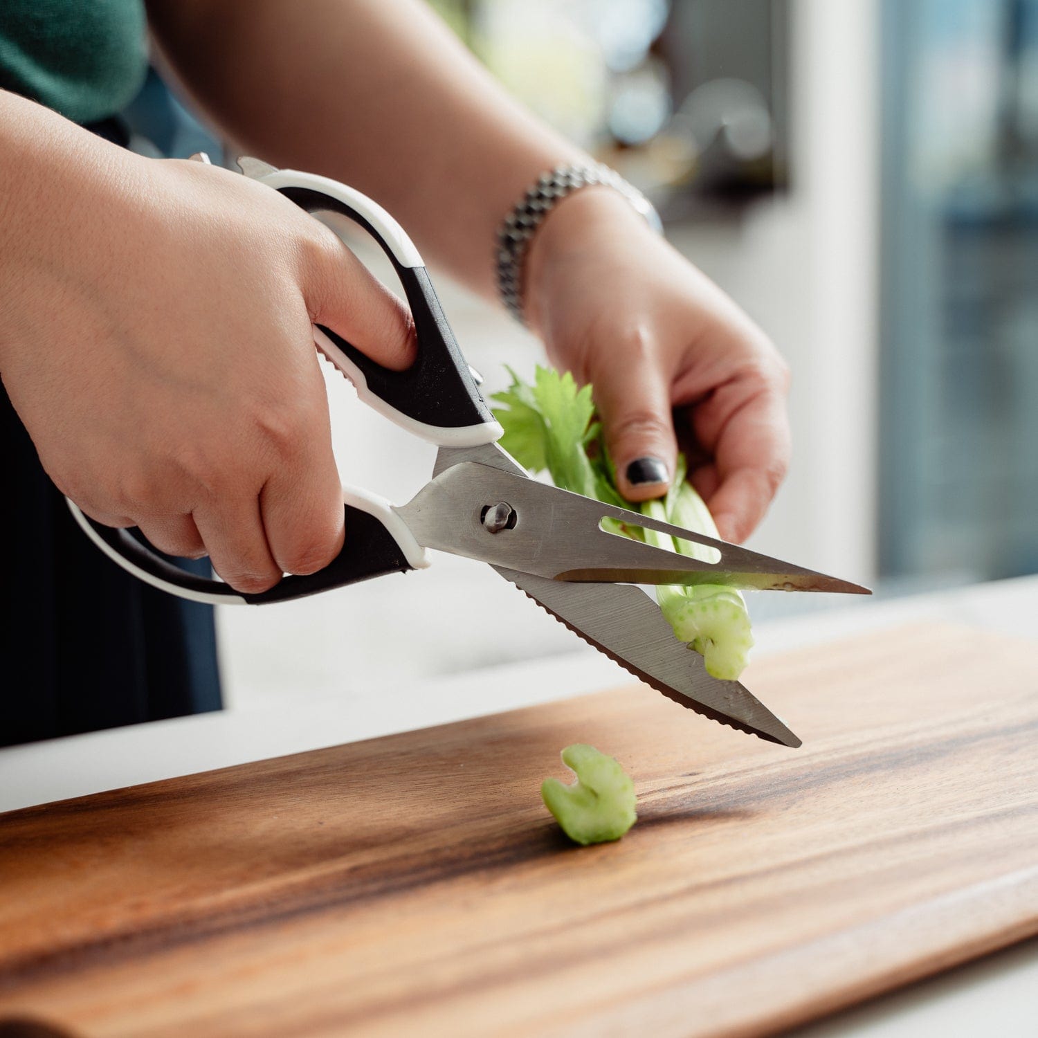 Multipurpose Stainless Kitchen Scissors V915-KU0107