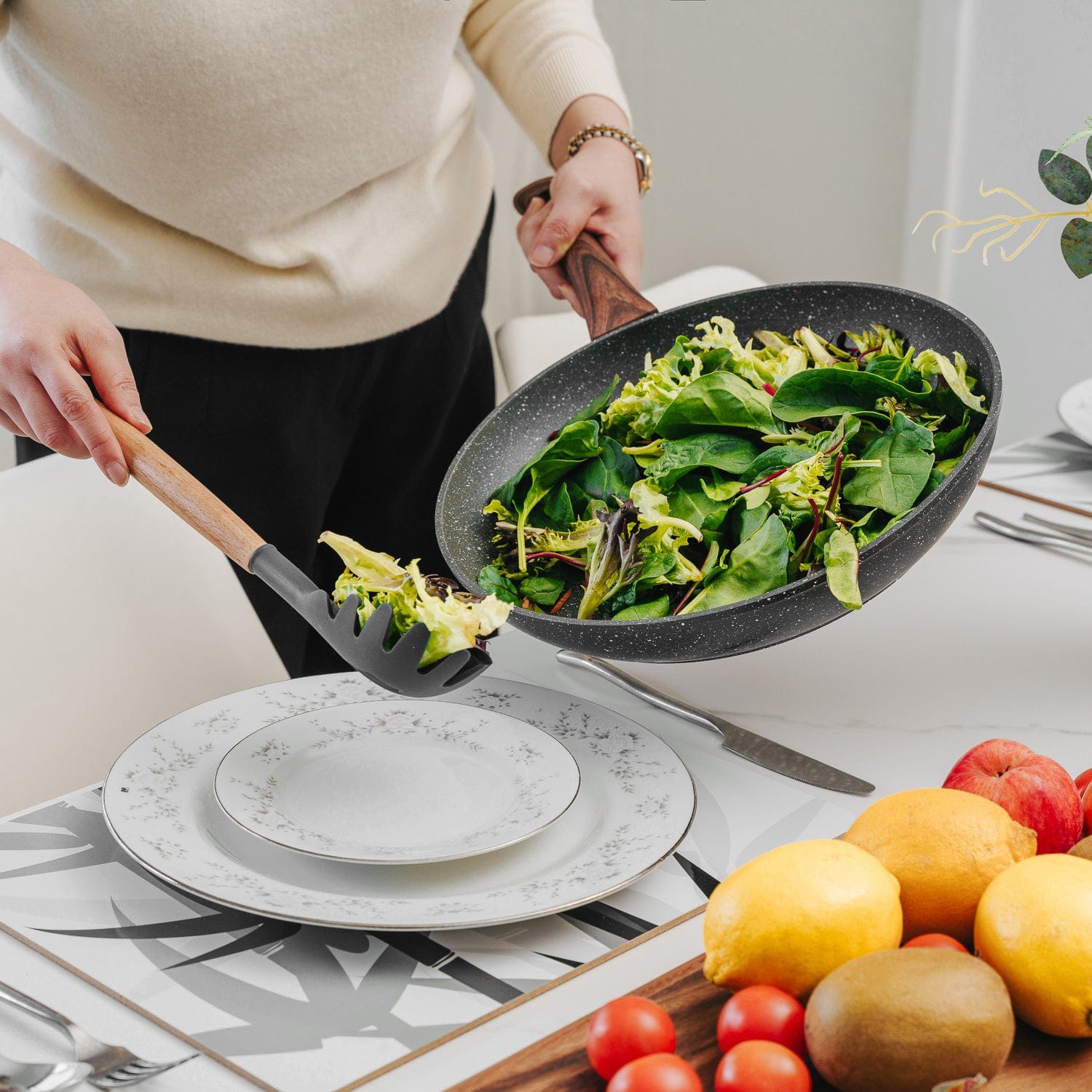 Beechwood & silicone pasta spoon charcoal V915-KU0256