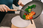 Beechwood & silicone turner charcoal V915-KU0260
