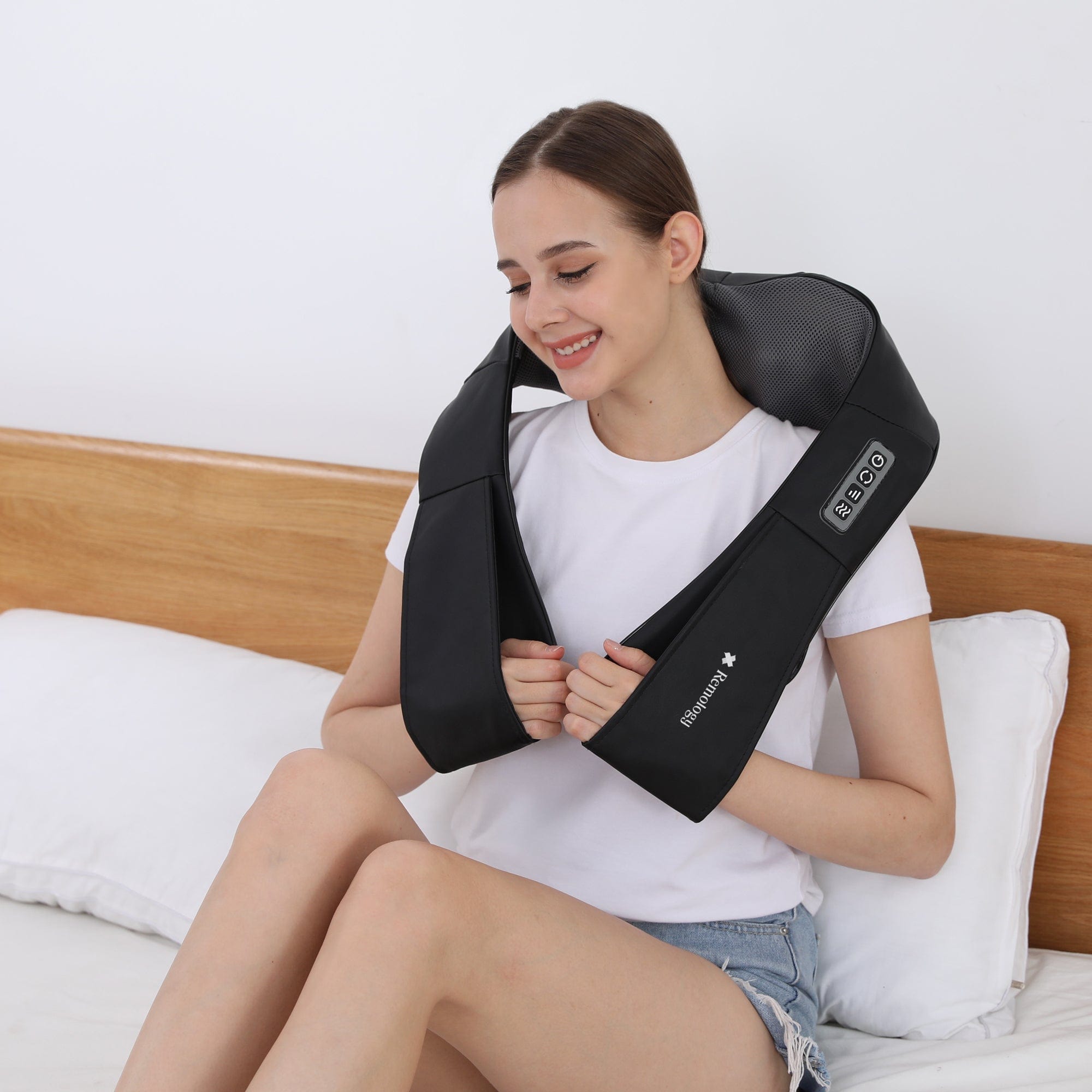 Heated Shiatsu Neck Massager V915-RM0009