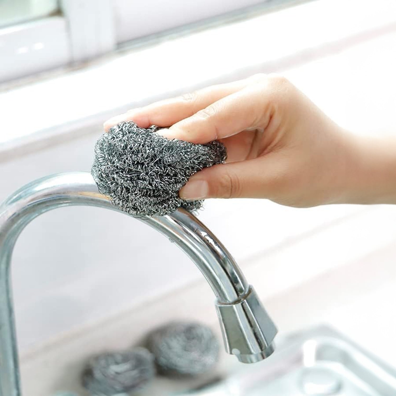 STAINLESS STEEL SCOURERS 6 PACK V915-SP0009