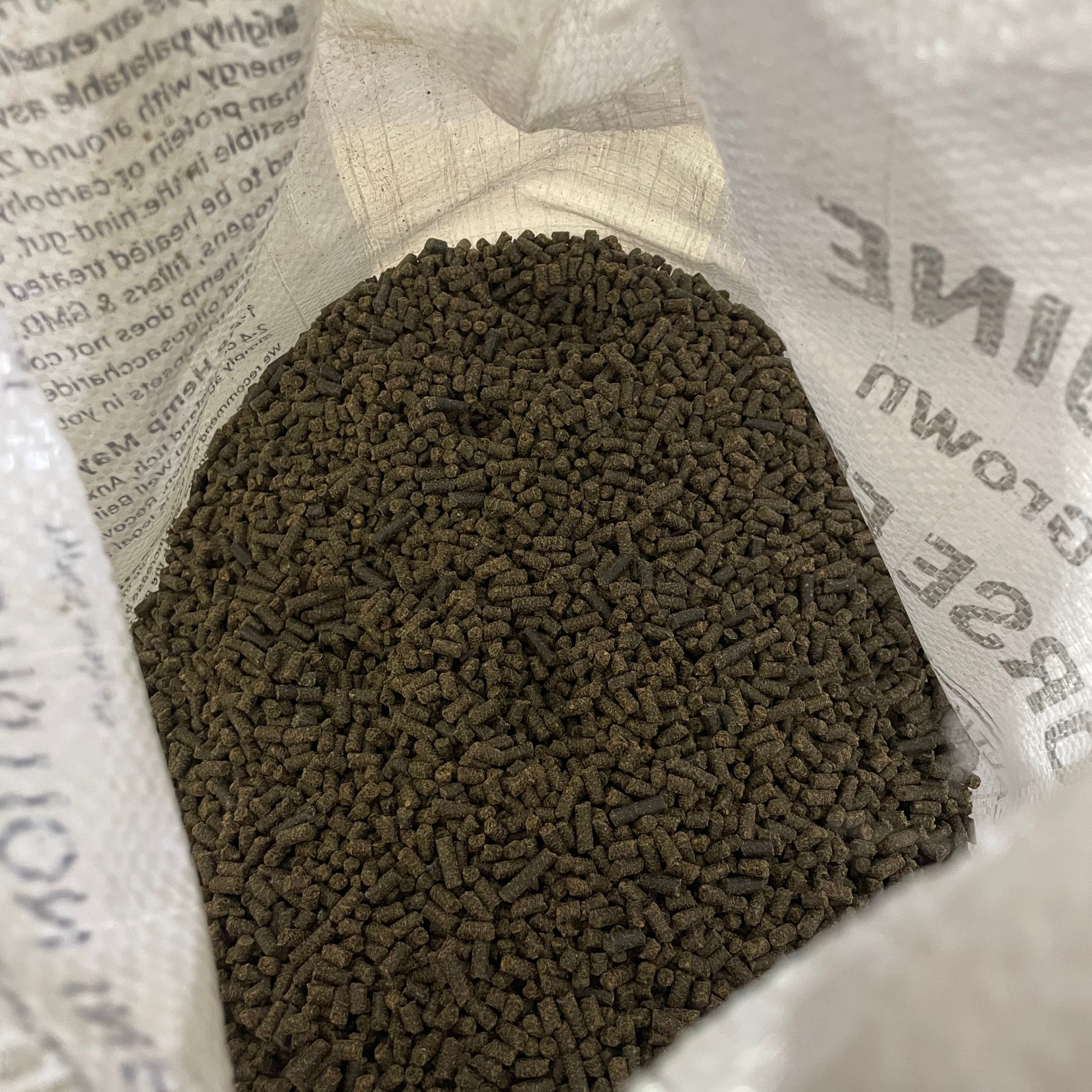 Vital Equine | Hemp Horse Feed Equine Fibre & Protein Pellets - 4kg V925-VEP3