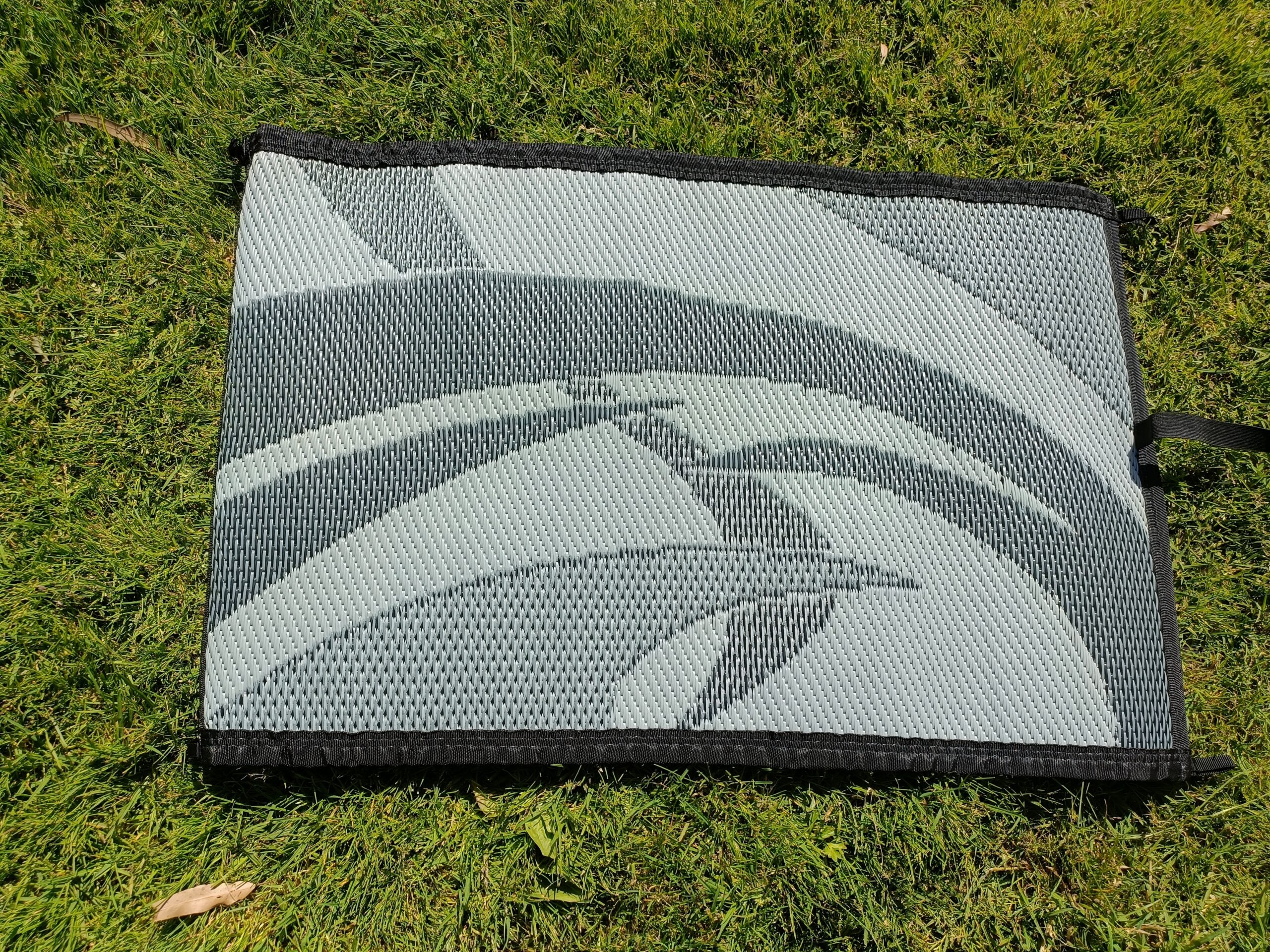 Swish Grey 5m x 2.4m recycled poly mat V941-SWISHG5