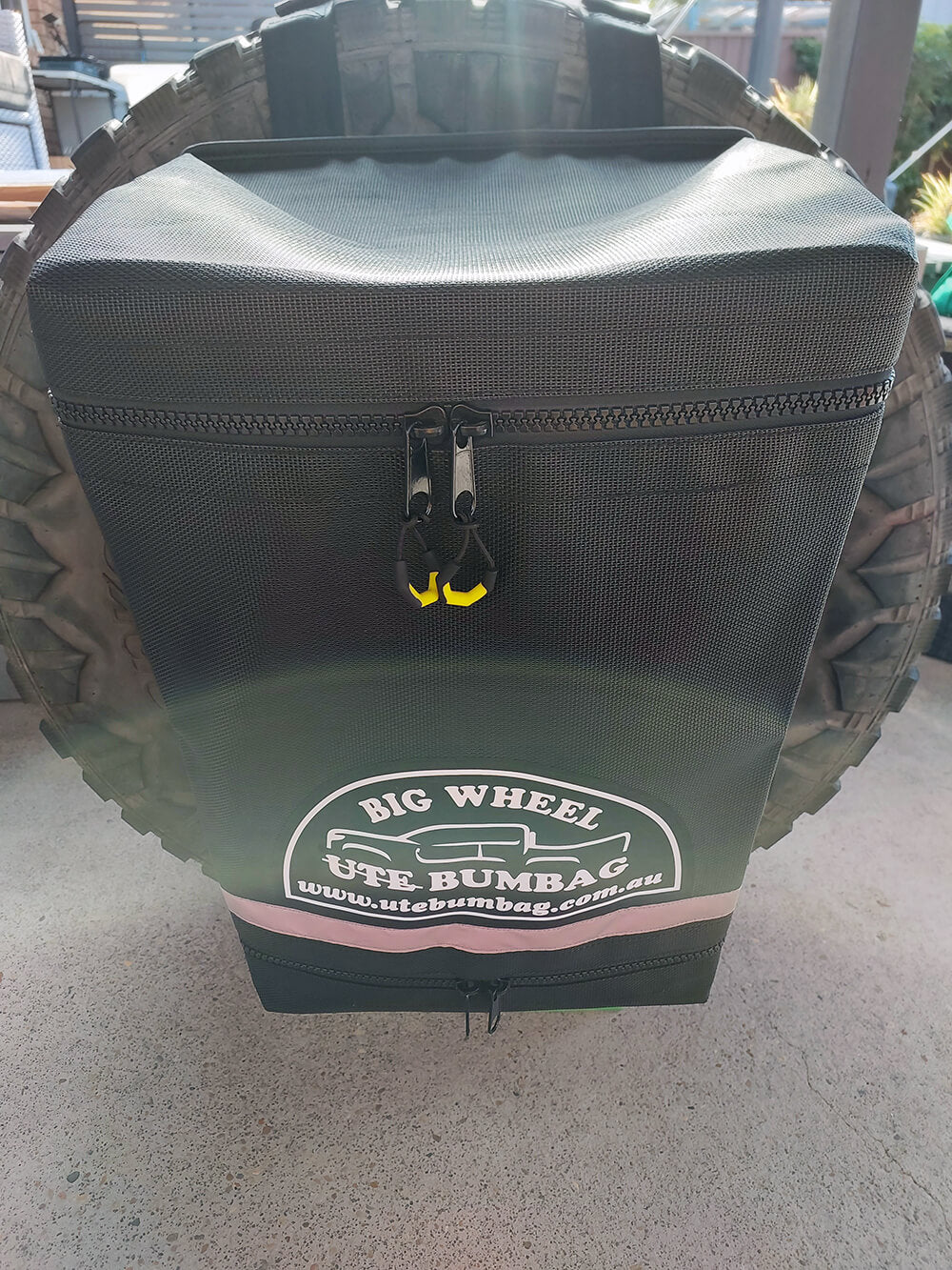 Big Wheel Bumbag V942-BIG WHEEL BUMBAG