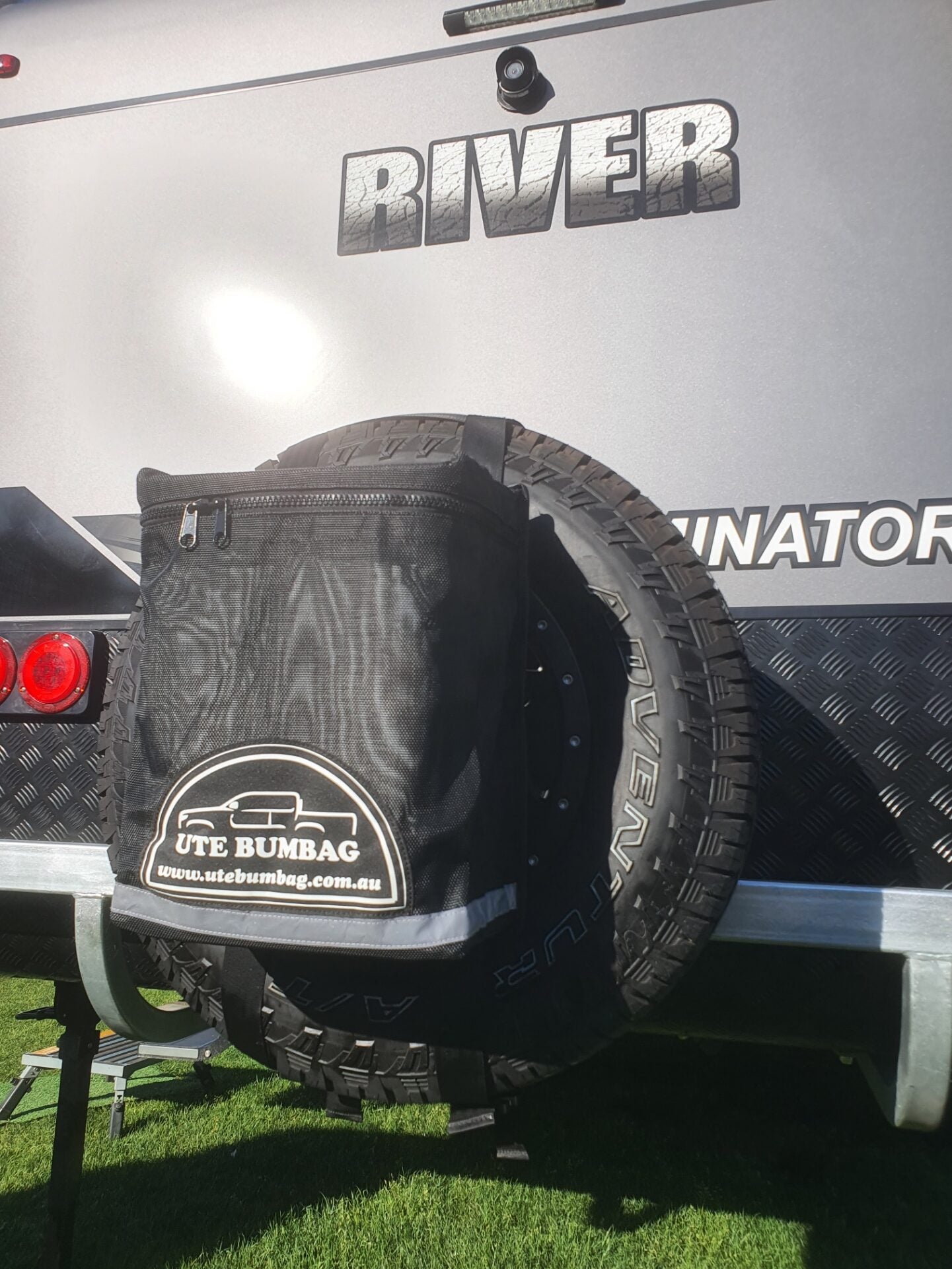 Wheel Bumbag V942-WHEEL BUMBAG