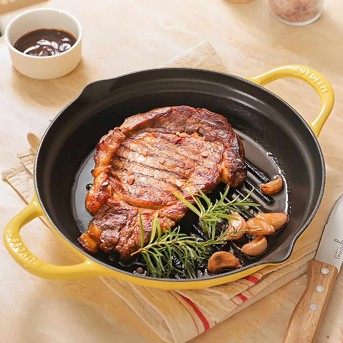 BUYDEEM CP553 Enameled Cast Iron Grill Pan V943-CP553-YELLOW