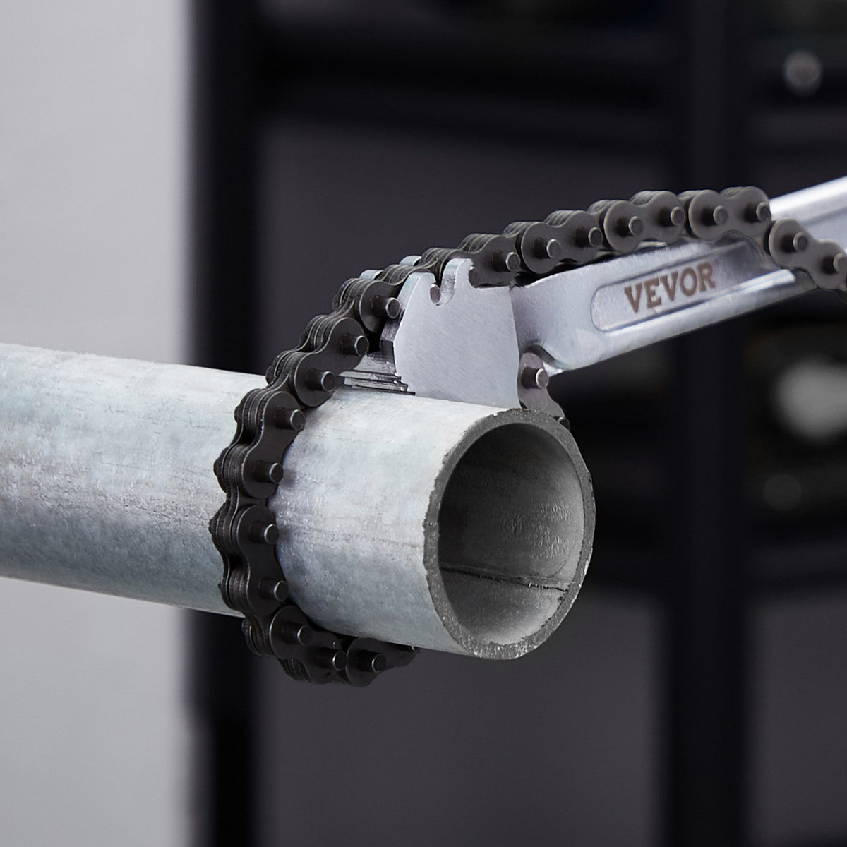 Chain Wrench, 48 inch Chain Pipe Wrench, 13.4 inch Diameter Capacity, CRV Reversible Pipe Fitting Tool Wrench V952-GQBSLT48INCHG4URHV0