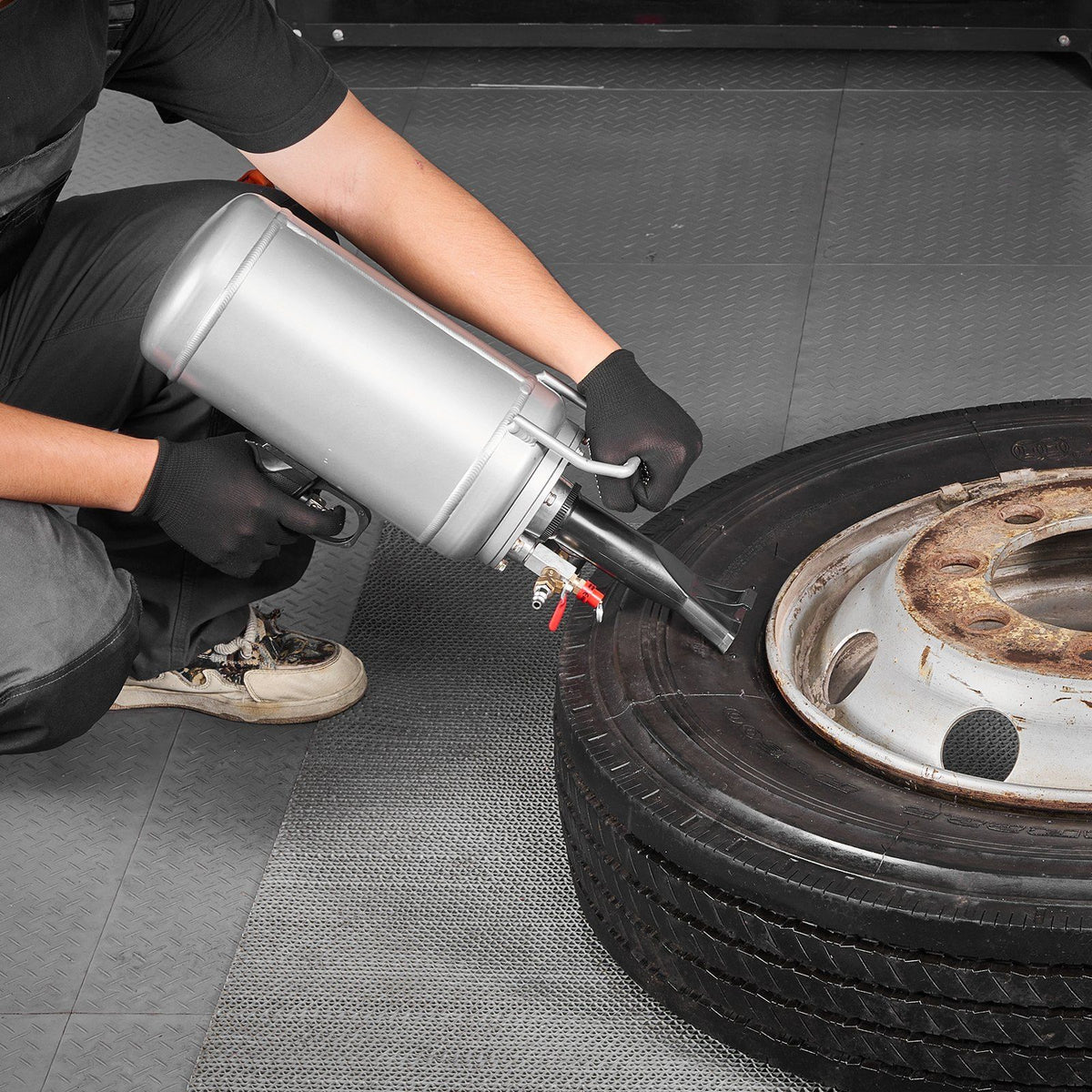 Portable Tire Bead Seater, 1.6 Gal / 6 L Air Bead Blaster, Handheld Tire Inflator Tool, 87-116 PSI Operating V952-LTBCQXBXS6LYYTCZ8001V0