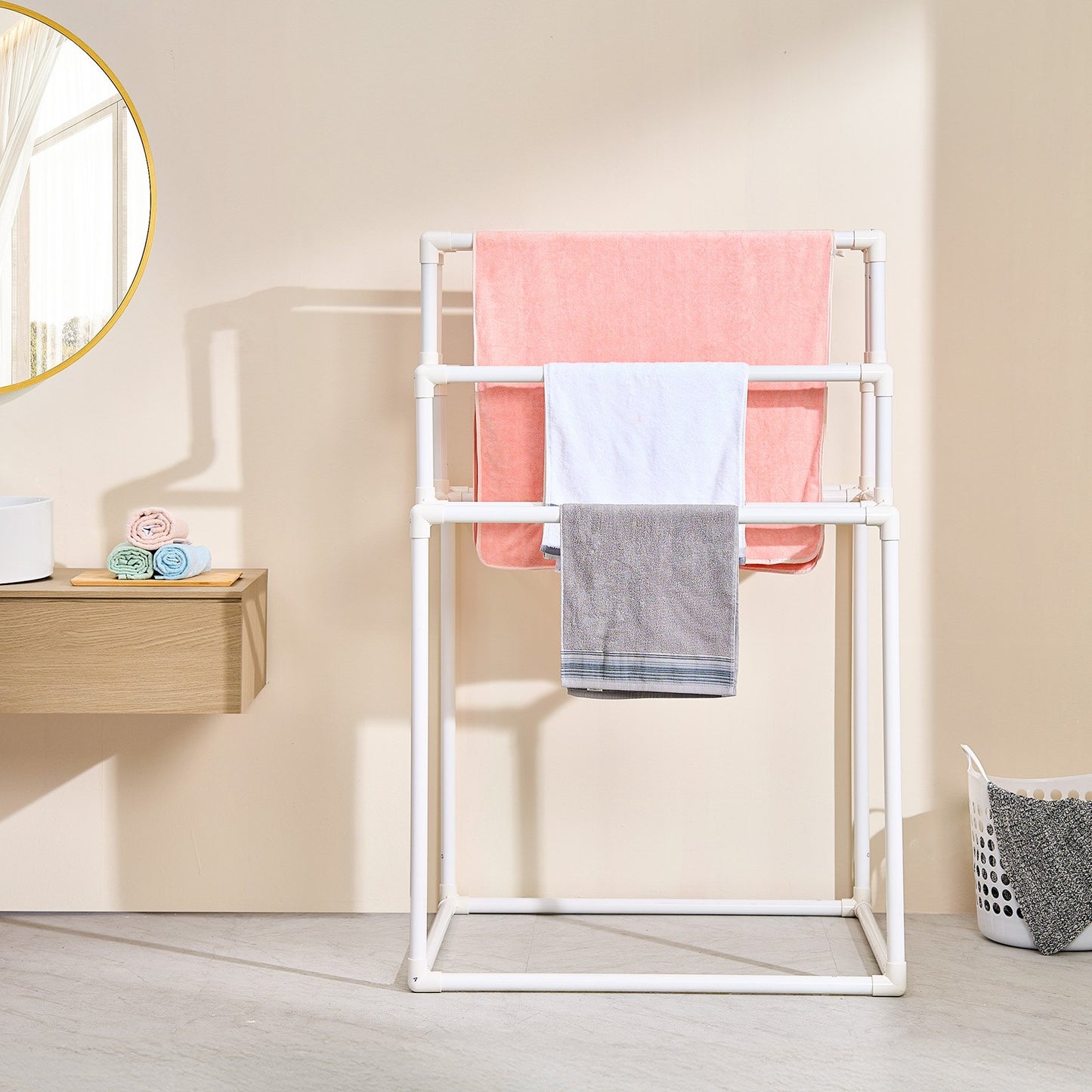 Towel Rack 8-Bar Outdoor PVC Towel Holder for Poolside Spa Bathroom White V952-PTMJJJXBS8GCN52QDV0