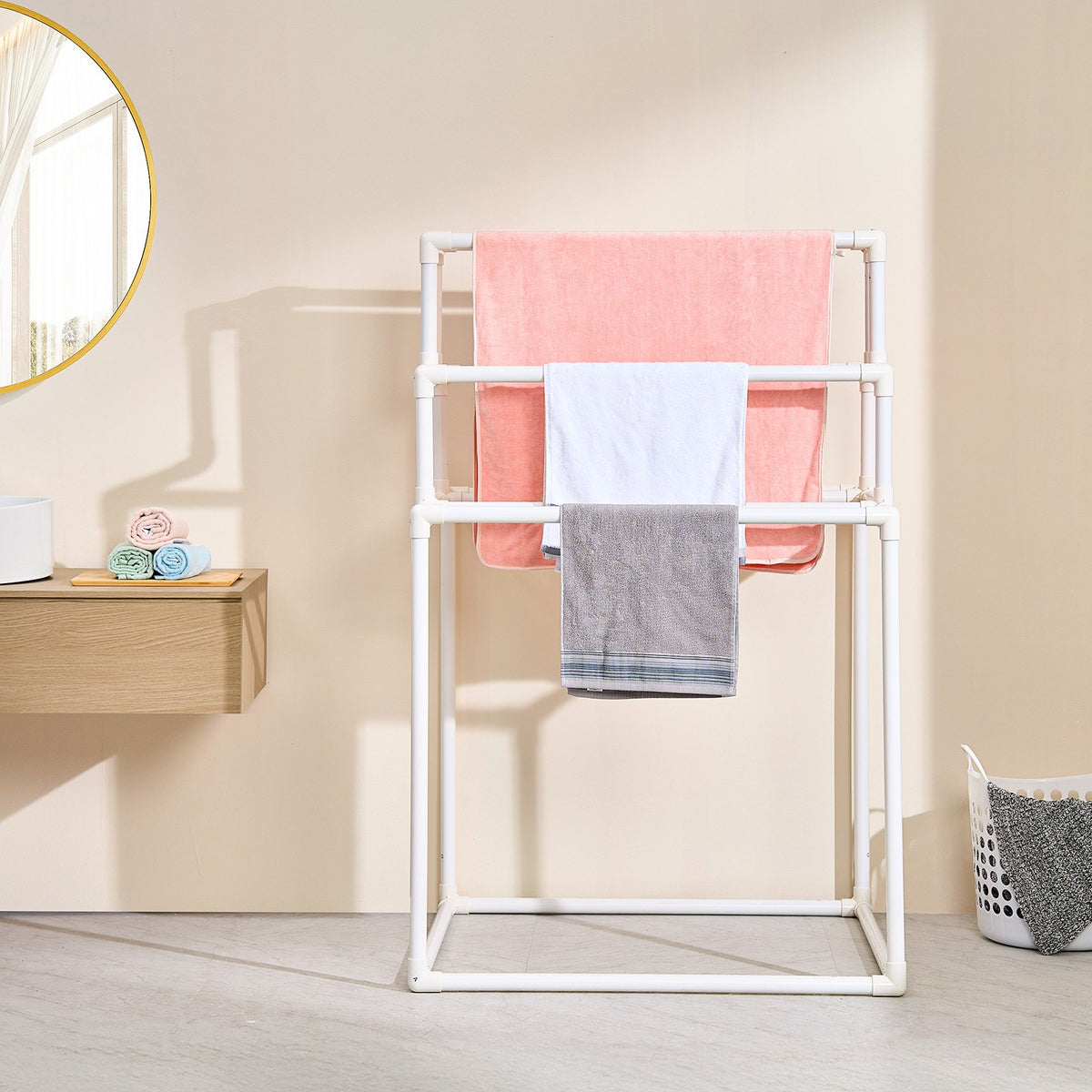 Towel Rack 8-Bar Outdoor PVC Towel Holder for Poolside Spa Bathroom White V952-PTMJJJXBS8GCN52QDV0