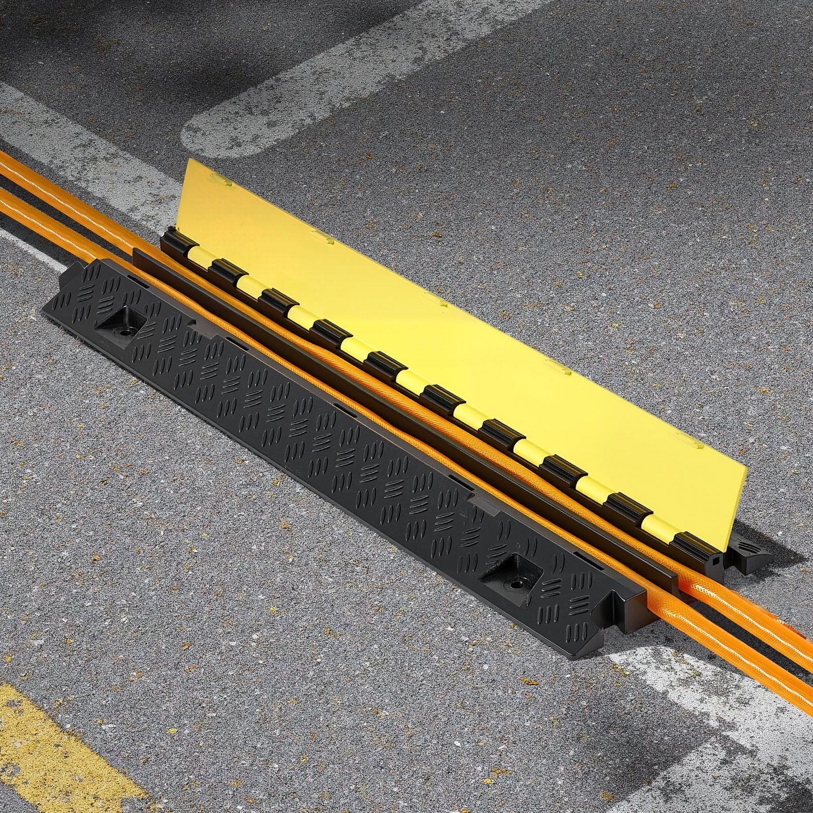 Cable Protector Ramp, 9,979 kg/axle Capacity, 2 Channel Heavy Duty TPU Cord Hose Wire Cover, 31 x 28 mm V952-SKCDLBHPD2CTEZB4B001V0