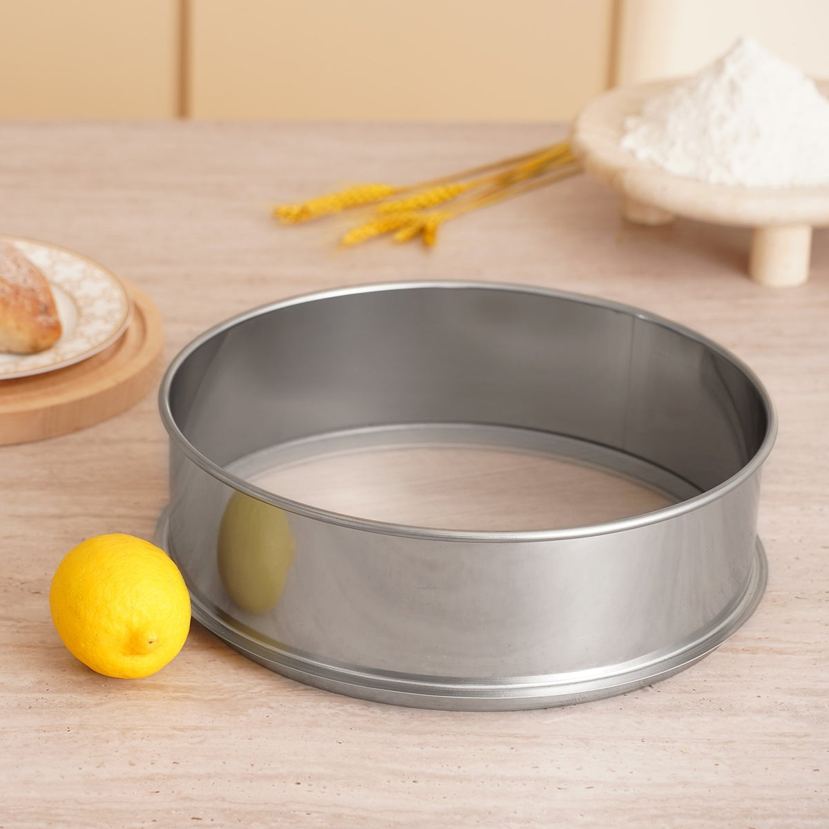 Flour Sieve Fine Mesh, 80 Mesh Flour Sifter, 304 Stainless Steel Fine Mesh Sifter Food-grade, Dia. 12.6" Fine V952-SW80M0000000AYP75V0