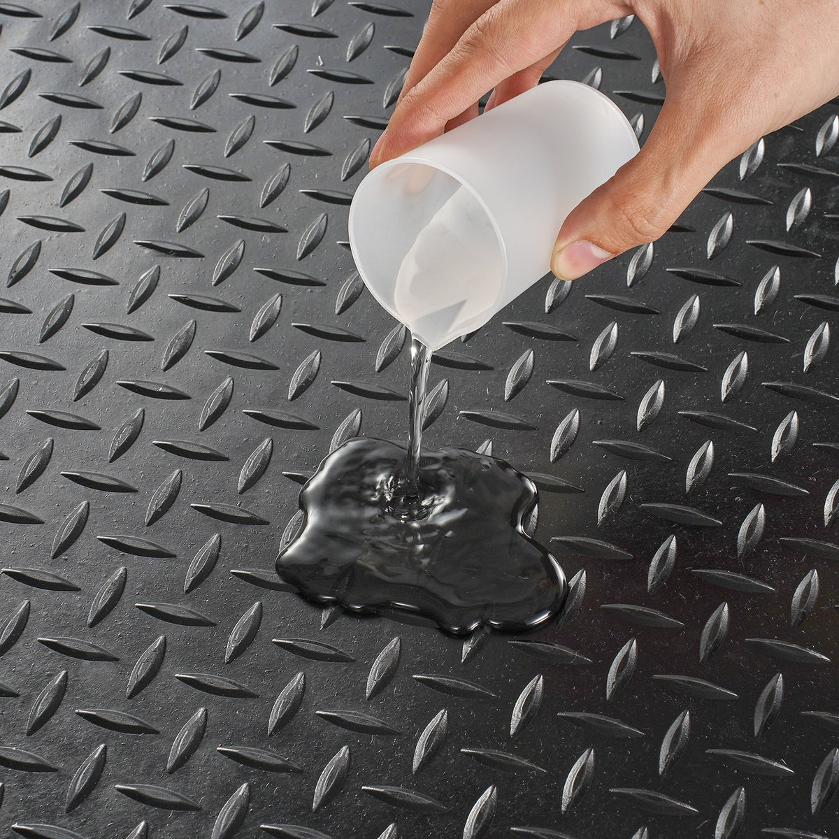 Diamond-Plate Rubber Flooring Roll, 3 mm x 4 ft x 8 ft Garage Floor Mat, SBR Rubber Garage Flooring Roll, V952-XJCKDDXJ48FTC1SYMV0