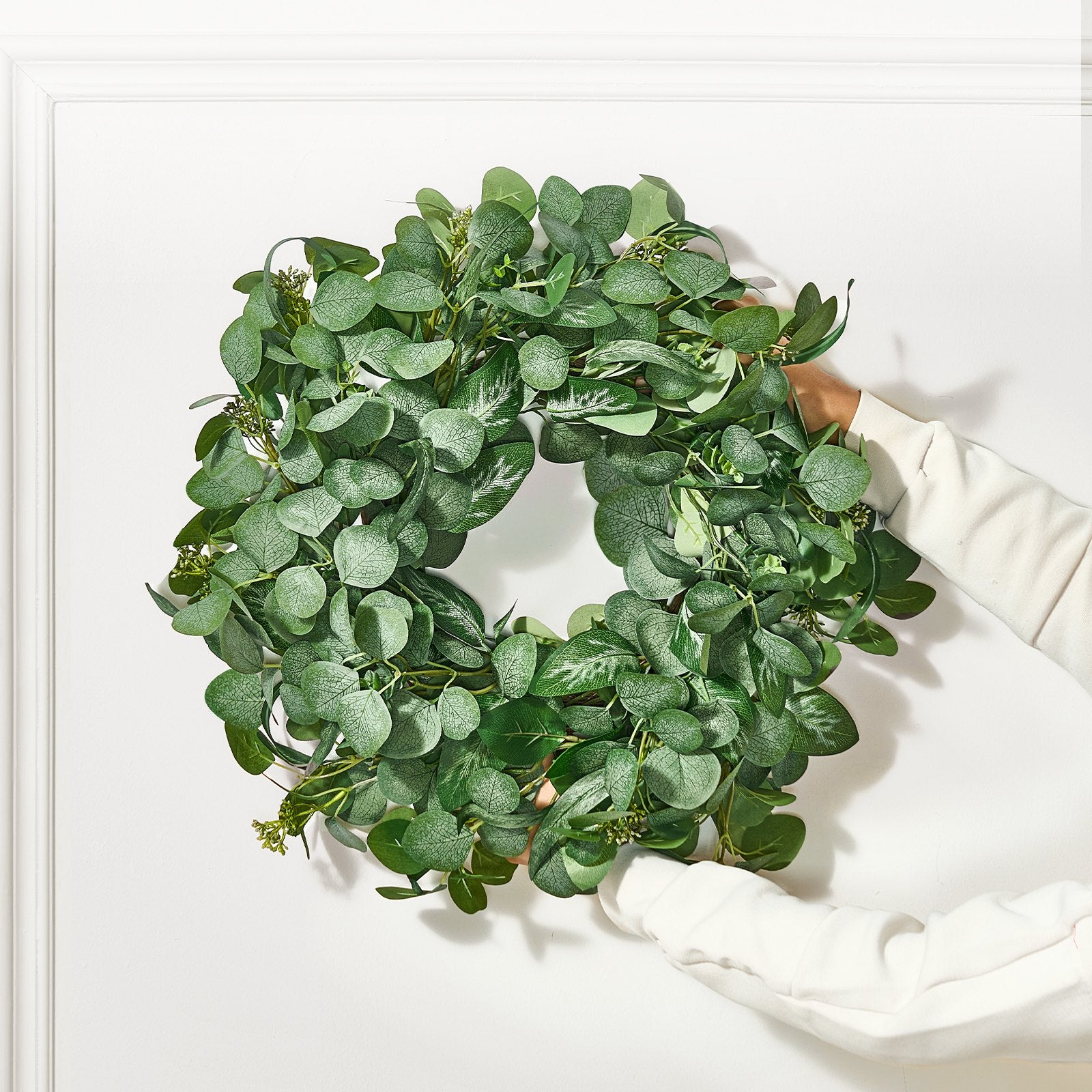 Artificial Decorative Wreath 66.04 cm Green Eucalyptus Leaves Year Round V952-ZSHHASYL26IN8WZI3V0