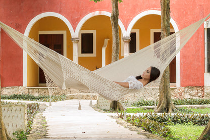 Outdoor undercover cotton Mayan Legacy hammock with hand crocheted tassels Queen Size Marble Colour V97-TDQ CREAM