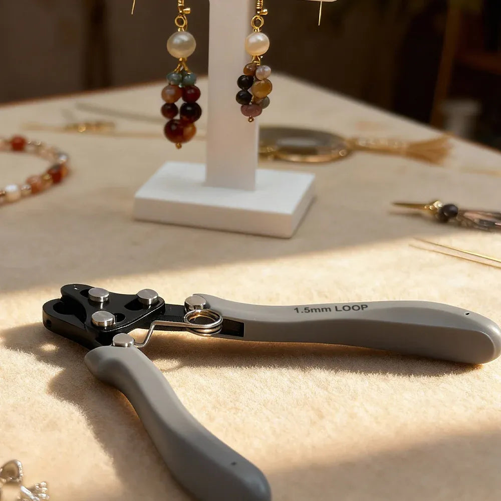 One Step Looper Plier 1.5mm Looper to Create and Trim Consistent Loops for Making Various Jewellery Wire Loops Use With 0.3–1.5mm Craft Wire DIY Tool